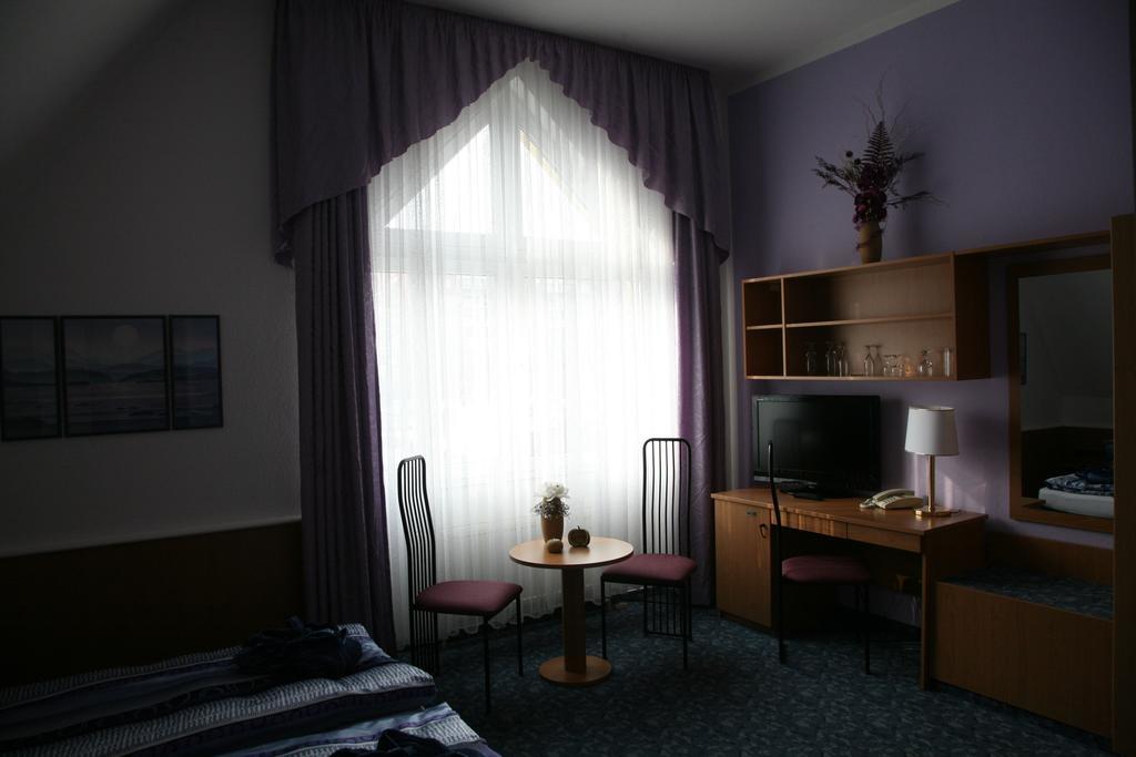 Hotel Am St. Georg Leipzig Zimmer foto